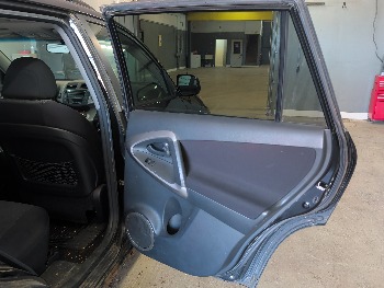 2006 toyota rav4 sport-v6-4wd with 294419 miles for sale near elk-river, minnesota 106443_30_pass_rear_door_panel.jpg