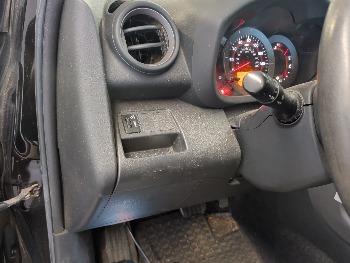2006 toyota rav4 sport-v6-4wd with 294419 miles for sale near elk-river, minnesota 106443_37_left_of_steering_wheel.jpg