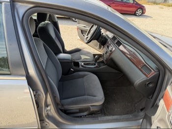 2006 chevrolet impala with 107595 miles for sale near elk-river, minnesota 106444_31_passenger_seat.jpg