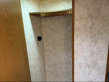 1998 jayco unknown - for sale near elk-river, minnesota 106445_32_passenger_door_panel.jpg