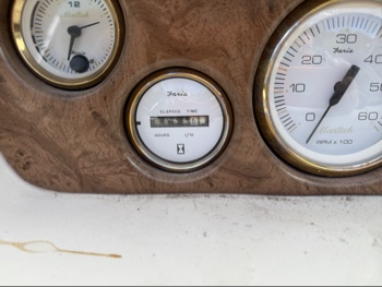 1998 mariah z-280 for sale near elk-river, minnesota 106447_44_mileage_closeup.jpg