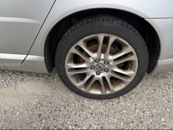 2008 volvo s80 t6 with 159537 miles for sale near elk-river, minnesota 106448_13_rear_drv_wheel.jpg