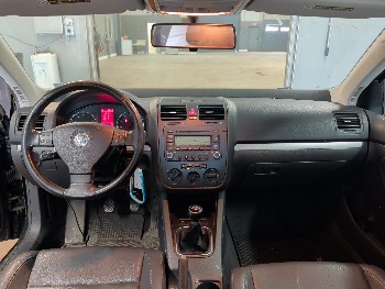 2006 volkswagen jetta with 106136 miles for sale near elk-river, minnesota 106452_34_whole_dash.jpg