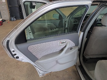 2001 toyota camry le-v6 with 106892 miles for sale near elk-river, minnesota 106458_25_drv_rear_door_panel.jpg