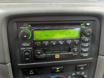 2001 toyota camry le-v6 with 106892 miles for sale near elk-river, minnesota 106458_39_radio_closeup.jpg