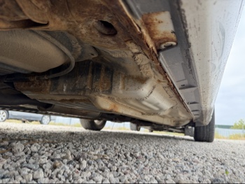 2000 toyota avalon xl with 226788 miles for sale near elk-river, minnesota 106459_20_undercar_rear_pass.jpg