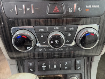 2014 chevrolet traverse ltz-awd with 293494 miles for sale near elk-river, minnesota 106460_40_climate_control.jpg