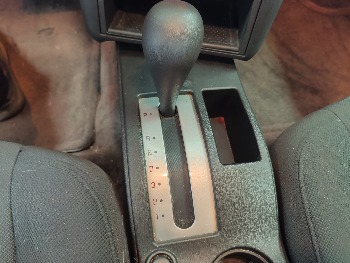 2007 pontiac grand-prix sedan with 184147 miles for sale near elk-river, minnesota 106461_41_shifter.jpg