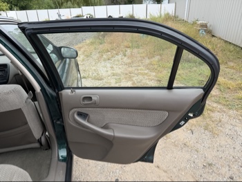 1999 honda civic lx-sedan with 126445 miles for sale near elk-river, minnesota 106465_30_pass_rear_door_panel.jpg