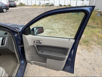 2008 ford focus ses-sedan with 139978 miles for sale near elk-river, minnesota 106466_32_passenger_door_panel.jpg