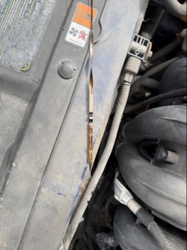2008 ford focus ses-sedan with 139978 miles for sale near elk-river, minnesota 106466_50_oil_dipstick.jpg