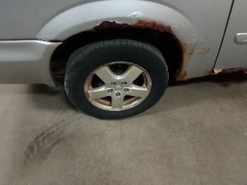 2005 dodge grand-caravan sxt with 208381 miles for sale near elk-river, minnesota 106468_14_rear_pass_wheel.jpg
