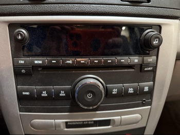 2010 chevrolet cobalt lt1-sedan with 131193 miles for sale near elk-river, minnesota 106471_39_radio_closeup.jpg
