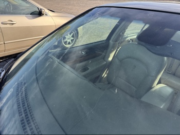 2002 lincoln continental base for sale near Elk River, Minnesota 106475_09_front_windshield.jpg