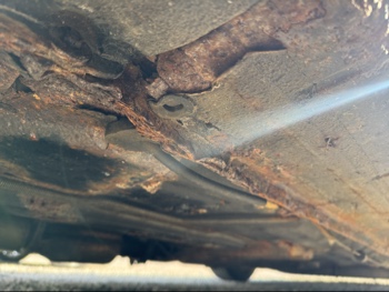 2002 lincoln continental base for sale near Elk River, Minnesota 106475_17_undercar_drv_side.jpg