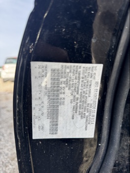 2002 lincoln continental base for sale near Elk River, Minnesota 106475_47_door_vin_sticker.jpg