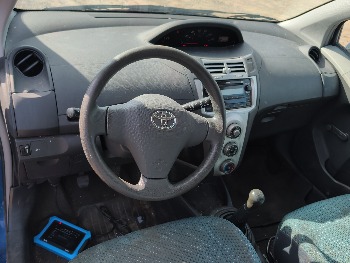 2008 toyota yaris liftback with 125476 miles for sale near elk-river, minnesota 106476_34_whole_dash.jpg