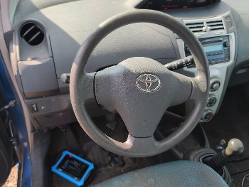2008 toyota yaris liftback with 125476 miles for sale near elk-river, minnesota 106476_36_steering_wheel.jpg
