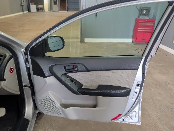 2011 kia forte ex with 132365 miles for sale near elk-river, minnesota 106477_32_passenger_door_panel.jpg