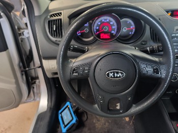 2011 kia forte ex with 132365 miles for sale near elk-river, minnesota 106477_36_steering_wheel.jpg