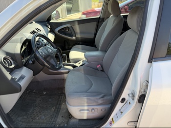 2007 toyota rav4 limited-v6-4wd with 234409 miles for sale near elk-river, minnesota 106478_22_driver_seat.jpg