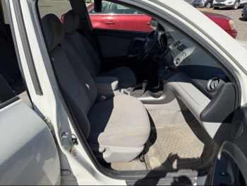 2007 toyota rav4 limited-v6-4wd with 234409 miles for sale near elk-river, minnesota 106478_31_passenger_seat.jpg