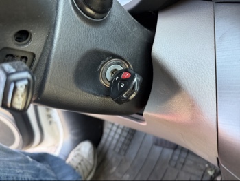 2007 toyota rav4 limited-v6-4wd with 234409 miles for sale near elk-river, minnesota 106478_51_keys.jpg