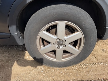 2006 volvo xc90 2.5t for sale near elk-river, minnesota 106483_13_rear_drv_wheel.jpg