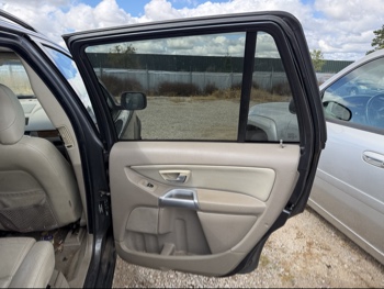2006 volvo xc90 2.5t for sale near elk-river, minnesota 106483_30_pass_rear_door_panel.jpg