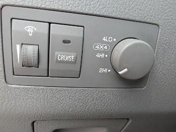 2006 kia sorento ex-4wd with 262272 miles for sale near elk-river, minnesota 106486_38_4x4_switch.jpg