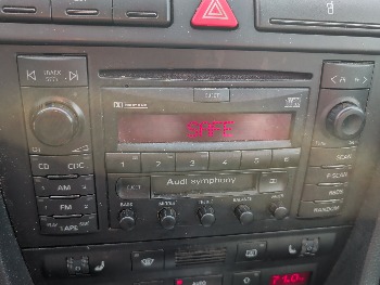 2001 audi a6 2.7t with 104855 miles for sale near elk-river, minnesota 106489_39_radio_closeup.jpg