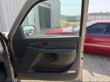 2003 chevrolet silverado-1500 ext.-cab-short-bed-4wd with 150423 miles for sale near elk-river, minnesota 106493_32_passenger_door_panel.jpg