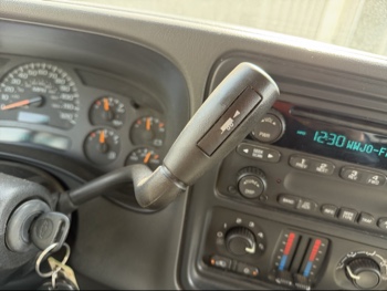 2003 chevrolet silverado-1500 ext.-cab-short-bed-4wd with 150423 miles for sale near elk-river, minnesota 106493_41_shifter.jpg