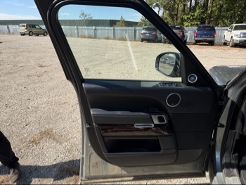 2014 land-rover range-rover 3.0l-v6-supercharged-hse with 167081 miles for sale near elk-river, minnesota 106494_23_driver_door_panel.jpg