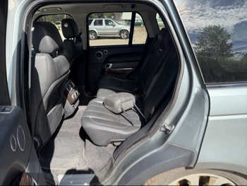 2014 land-rover range-rover 3.0l-v6-supercharged-hse with 167081 miles for sale near elk-river, minnesota 106494_24_drv_rear_seat.jpg