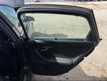 2004 audi s4 with 184797 miles for sale near elk-river, minnesota 106495_30_pass_rear_door_panel.jpg