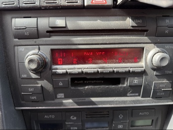 2004 audi s4 with 184797 miles for sale near elk-river, minnesota 106495_39_radio_closeup.jpg