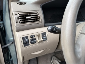 2007 toyota corolla with 80829 miles for sale near elk-river, minnesota 106497_37_left_of_steering_wheel.jpg