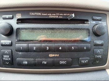2007 toyota corolla with 80829 miles for sale near elk-river, minnesota 106497_39_radio_closeup.jpg