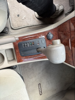 2007 toyota corolla with 80829 miles for sale near elk-river, minnesota 106497_41_shifter.jpg