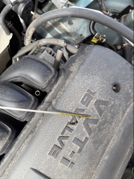 2007 toyota corolla with 80829 miles for sale near elk-river, minnesota 106497_50_oil_dipstick.jpg