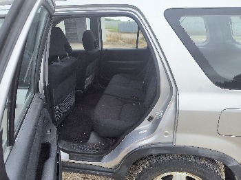 2006 honda cr-v lx-4wd-at with 127591 miles for sale near elk-river, minnesota 106500_24_drv_rear_seat.jpg