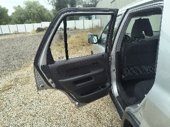 2006 honda cr-v lx-4wd-at with 127591 miles for sale near elk-river, minnesota 106500_25_drv_rear_door_panel.jpg
