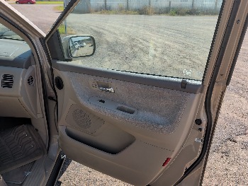 2002 honda odyssey with 292920 miles for sale near elk-river, minnesota 106501_32_passenger_door_panel.jpg