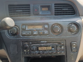 2002 honda odyssey with 292920 miles for sale near elk-river, minnesota 106501_40_climate_control.jpg