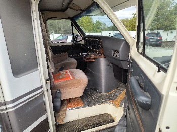 1990 ford econoline e350 with 12 miles for sale near Elk River, Minnesota 106502_31_passenger_seat.jpg