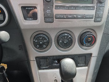 2010 toyota matrix with 301107 miles for sale near elk-river, minnesota 106503_40_climate_control.jpg