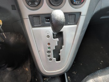 2010 toyota matrix with 301107 miles for sale near elk-river, minnesota 106503_41_shifter.jpg
