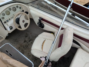 1996 stingray boat with 603 miles for sale near elk-river, minnesota 106507_22_driver_seat.jpg