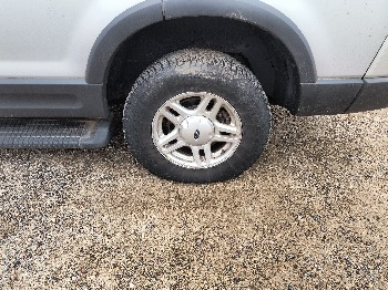 2003 ford explorer xlt-4.0l-4wd with 182785 miles for sale near elk-river, minnesota 106508_13_rear_drv_wheel.jpg